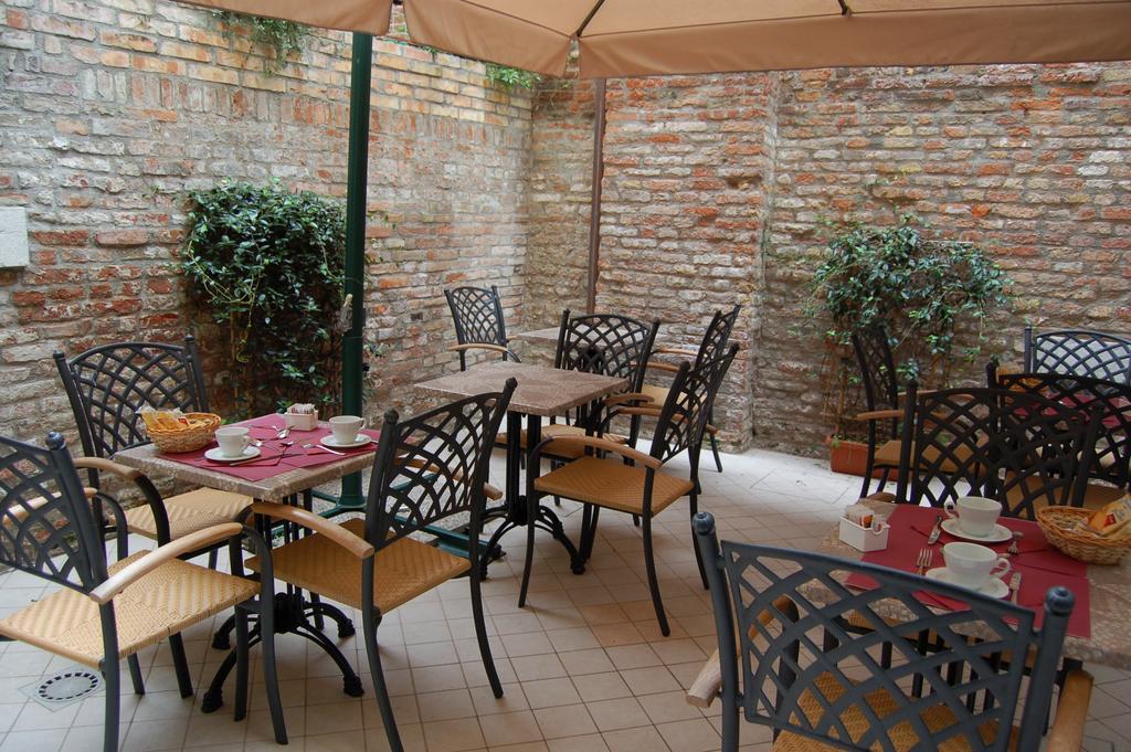 Locanda Ca' Lucrezia Venice Exterior photo